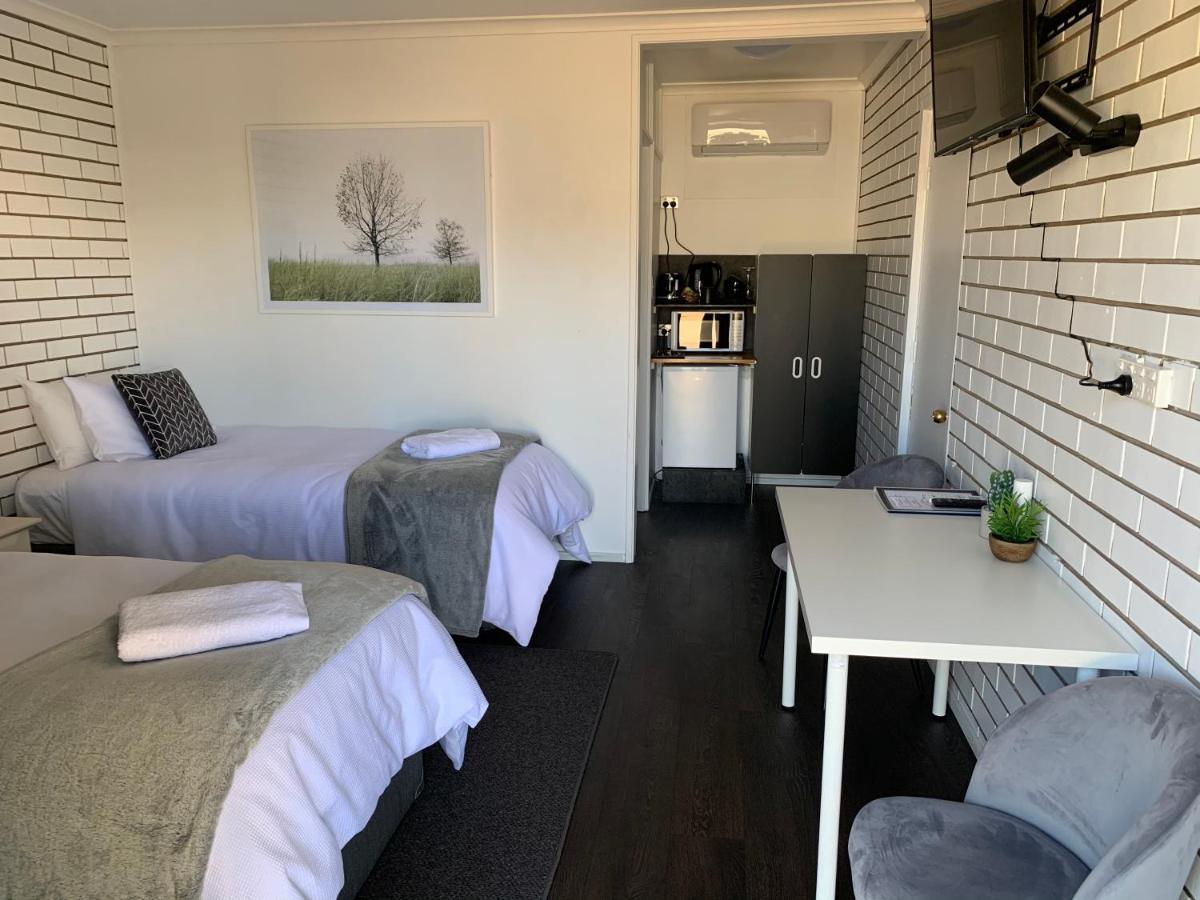 Kings Avenue Motel Saint Arnaud Екстериор снимка